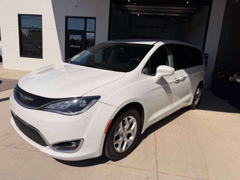 2018 Chrysler Pacifica Touring Plus