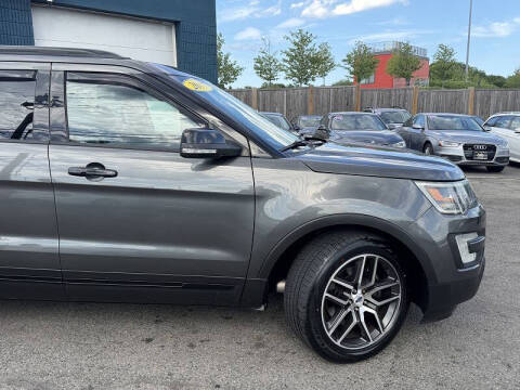 2017 Ford Explorer Sport