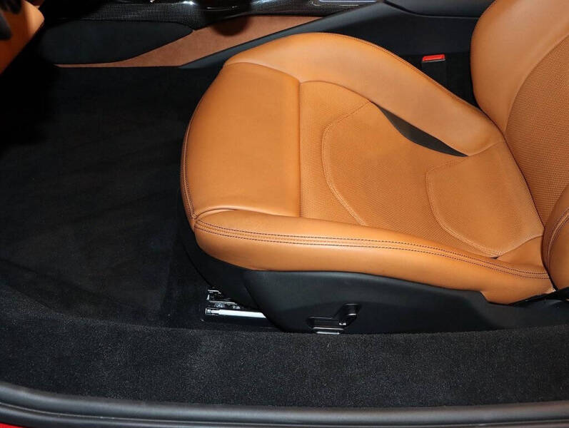 2024 Ferrari 296 GTS