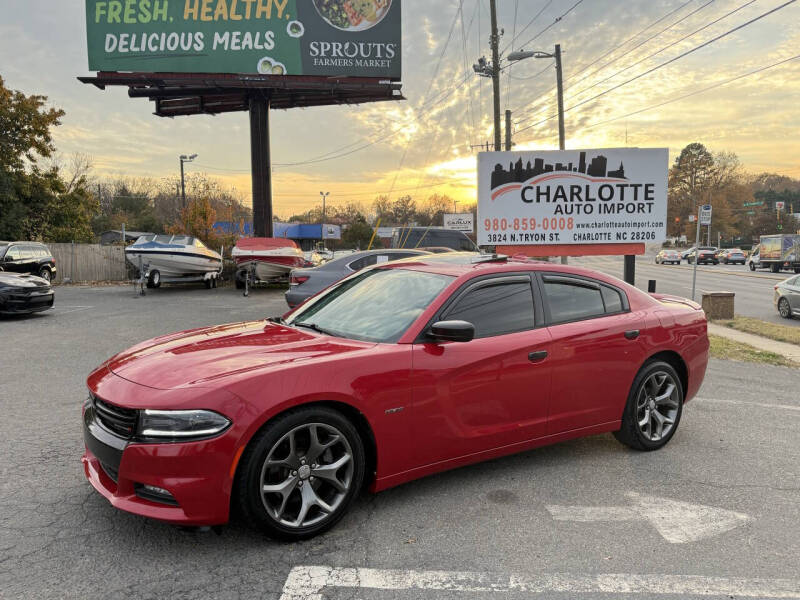2016 Dodge Charger R/T's photo