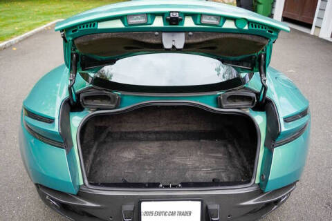 2025 Aston Martin DB12 V8