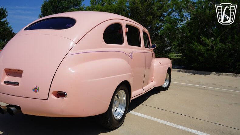 1947 Ford Customline