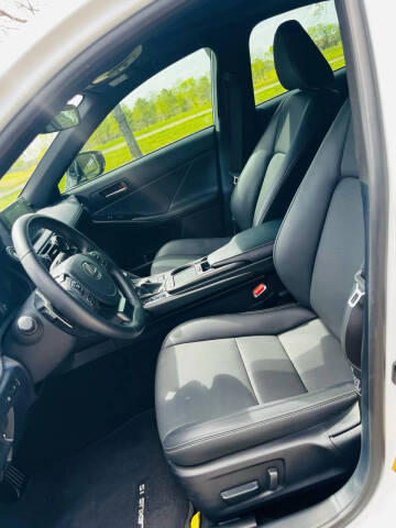 2024 Lexus IS 350 F SPORT Design