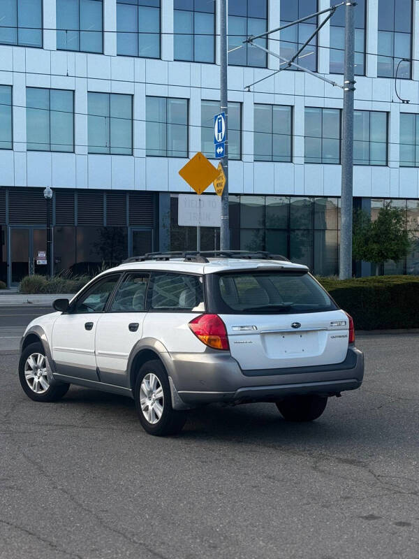 2005 Subaru Outback 2.5i
