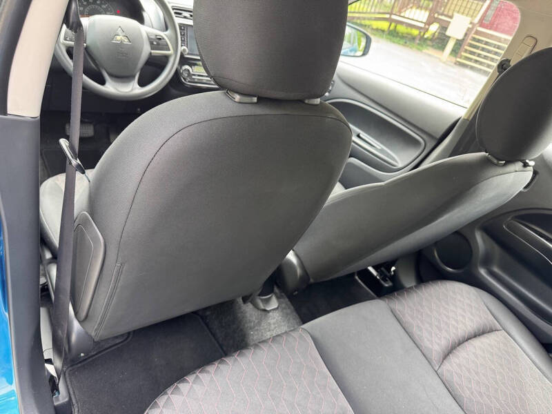 2024 Mitsubishi Mirage ES