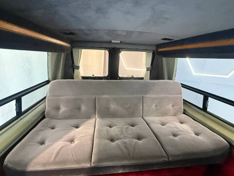 1988 Ford E-Series E-150