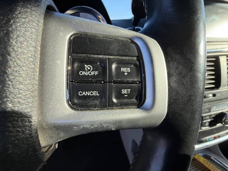 2011 Dodge Grand Caravan Crew