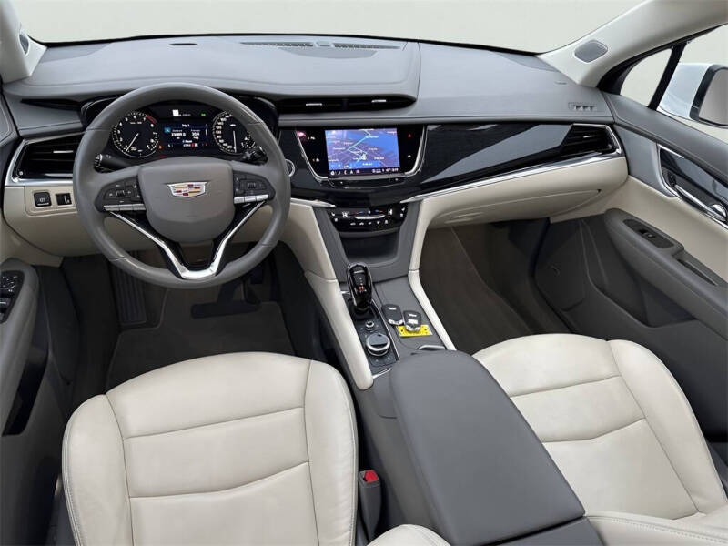 2023 Cadillac XT6 Premium Luxury