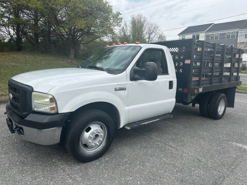 2006 Ford F-350 Super Duty for sale at Bob's Motors in Washington DC