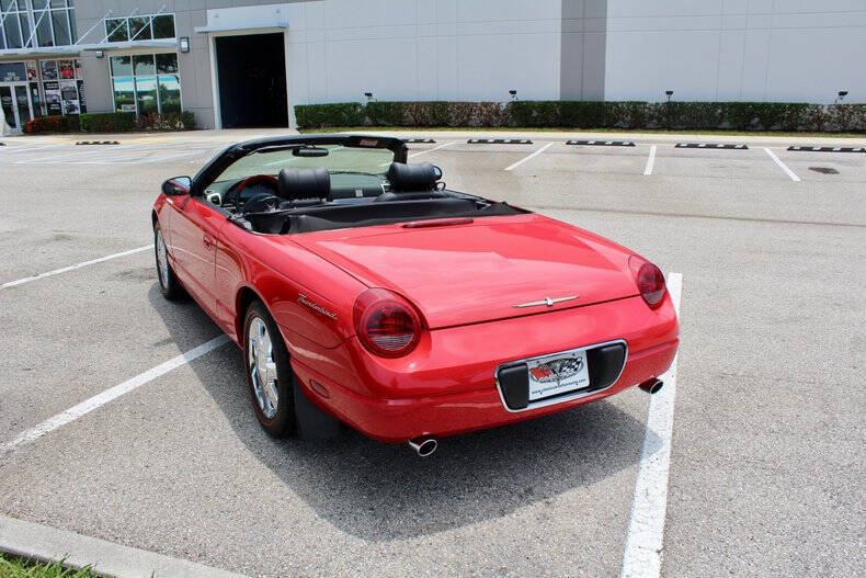 2002 Ford Thunderbird Deluxe