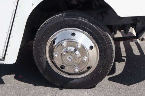 2015 Freightliner MT45 Chassis