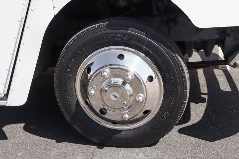 2015 Freightliner MT45 Chassis