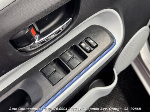 2013 Toyota Prius c Two