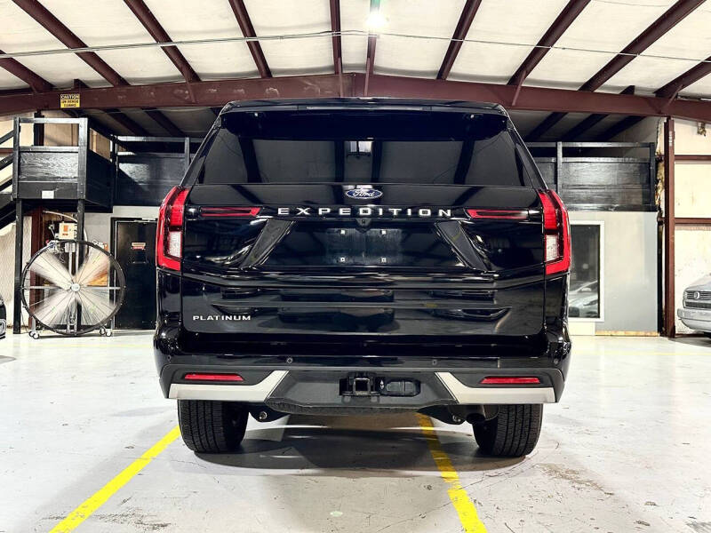 2025 Ford Expedition Platinum