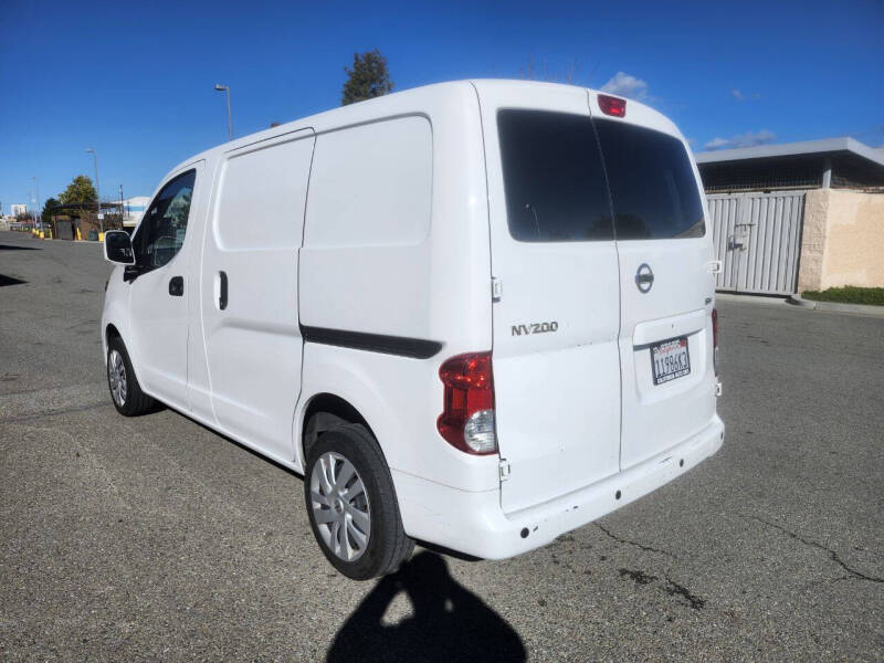 2021 Nissan NV200 SV
