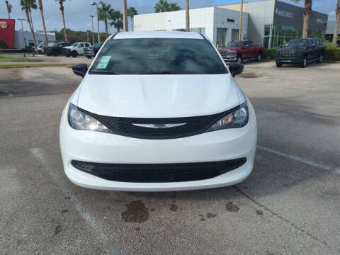 2026 Chrysler Voyager LX