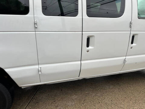 2001 Ford E-Series E-350 SD XLT