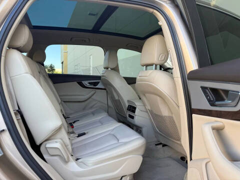 2018 Audi Q7 2.0T quattro Premium Plus