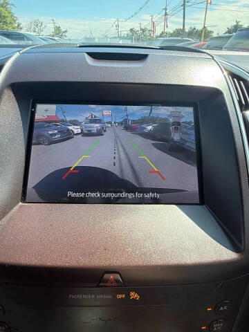 2020 Ford Edge Titanium