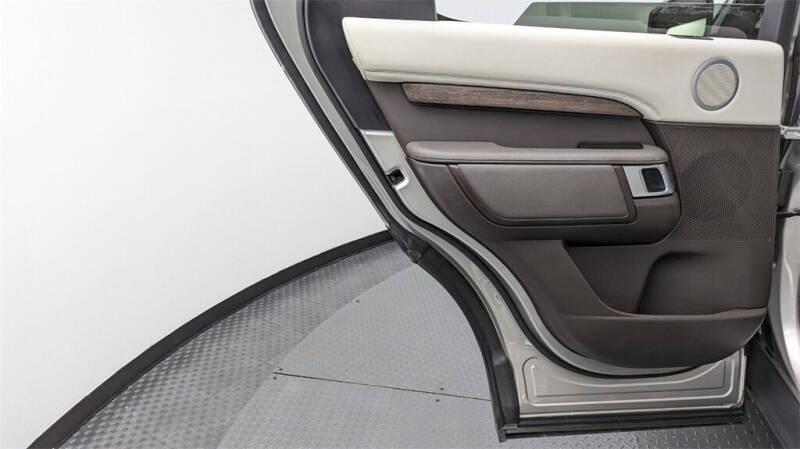 2017 Land Rover Discovery HSE