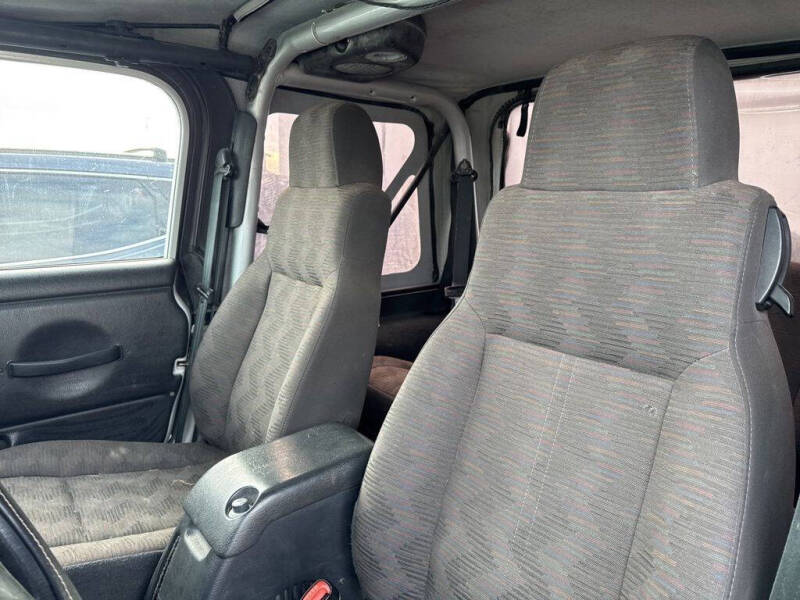 2004 Jeep Wrangler X