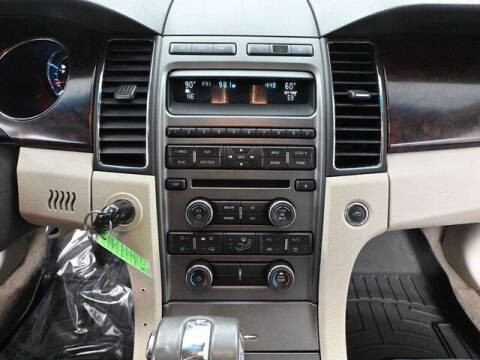 2011 Ford Taurus SEL