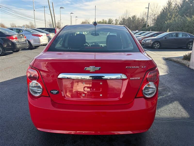 2016 Chevrolet Sonic LT Auto