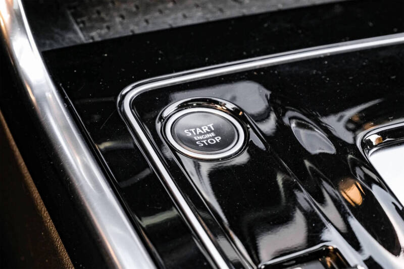 2020 Jaguar XE P250 S