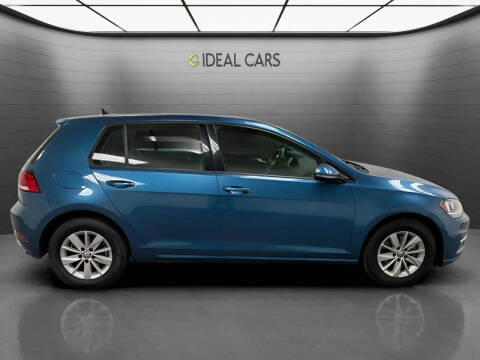 2019 Volkswagen Golf SE