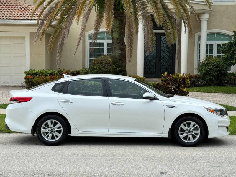 2016 Kia Optima LX