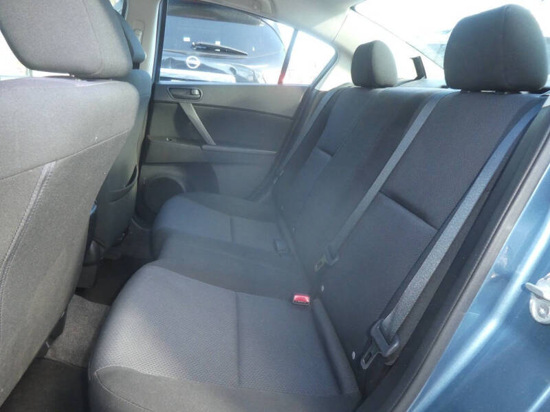 2010 Mazda MAZDA3 i Sport