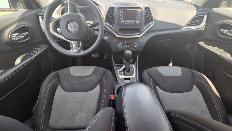2014 Jeep Cherokee Sport