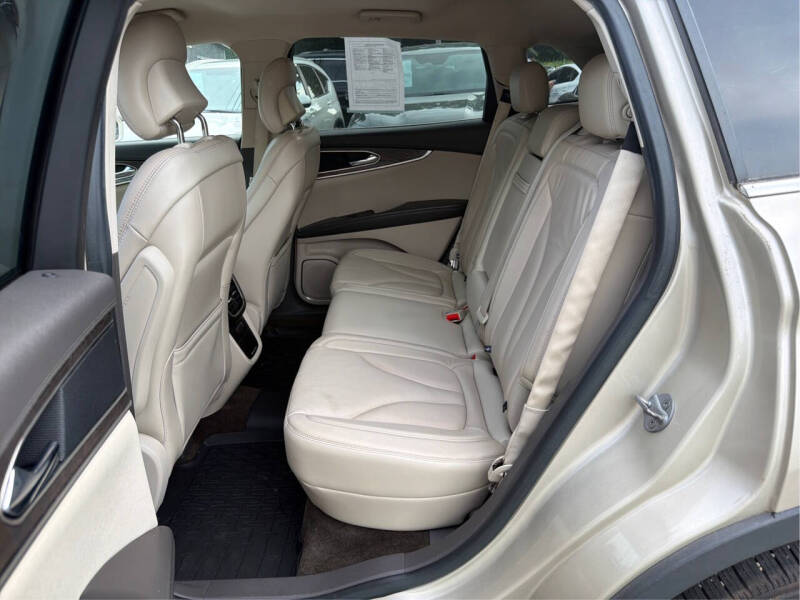 2017 Lincoln MKX Select - Photo 12