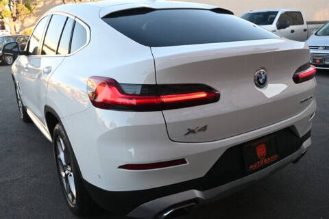 2023 BMW X4 xDrive30i