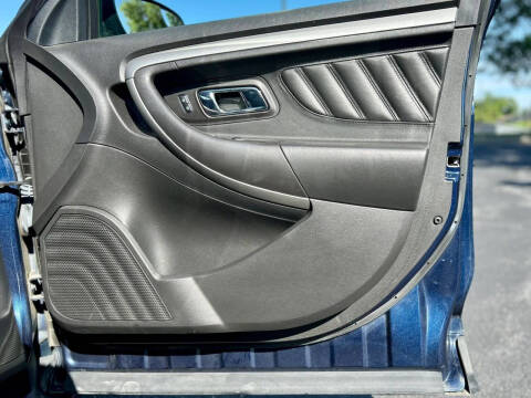 2016 Ford Taurus SEL