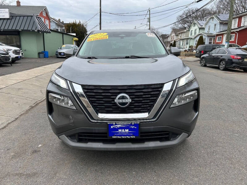 2022 Nissan Rogue SV