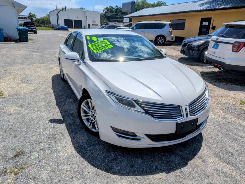 2014 Lincoln MKZ