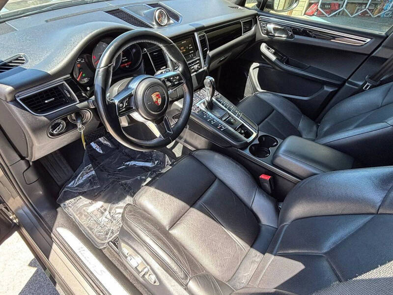 2015 Porsche Macan S