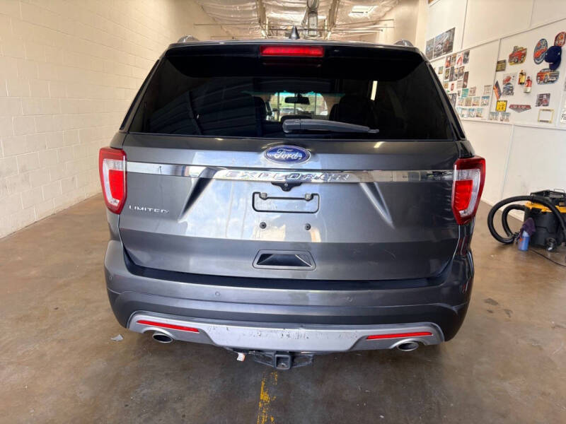 2017 Ford Explorer Limited