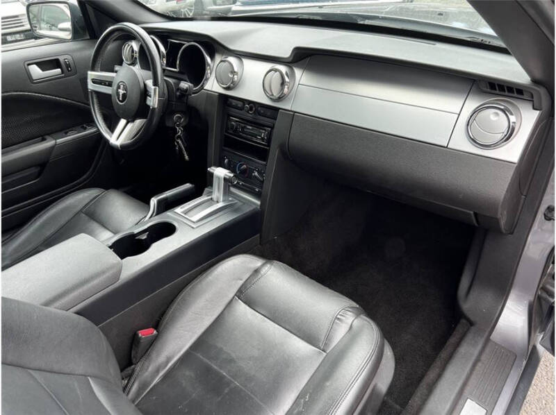 2006 Ford Mustang