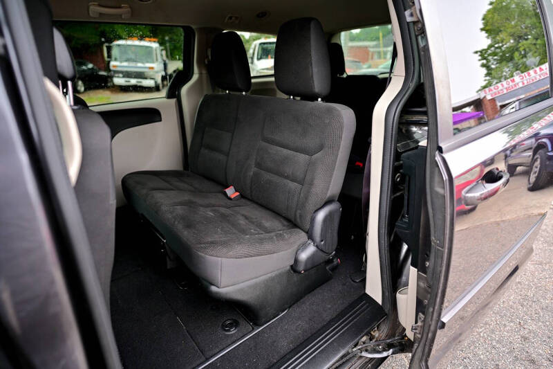 2017 Dodge Grand Caravan SE