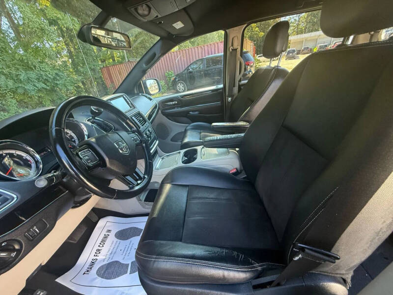 2020 Dodge Grand Caravan SXT