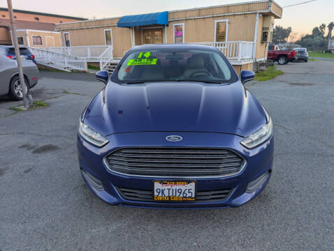 2014 Ford Fusion S