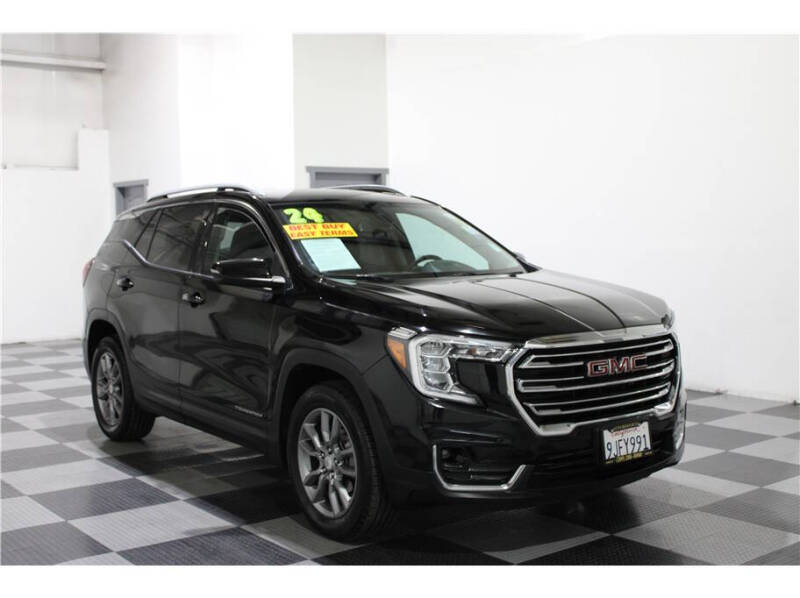 2024 GMC Terrain SLT