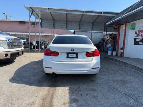 2015 BMW 3 Series 320i