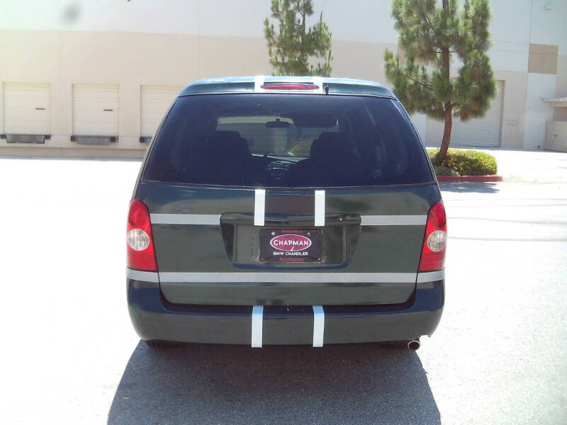 2003 Mazda MPV LX