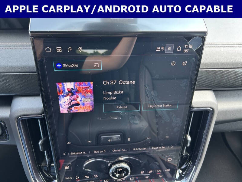 2025 GMC Yukon XL AT4