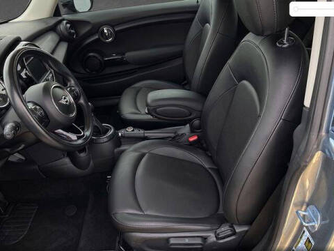 2016 MINI Hardtop 2 Door Cooper
