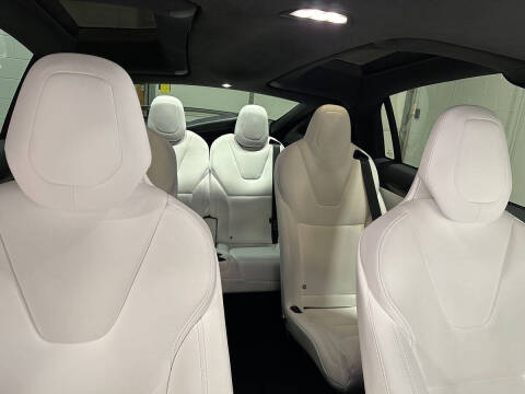 2019 Tesla Model X Standard Range