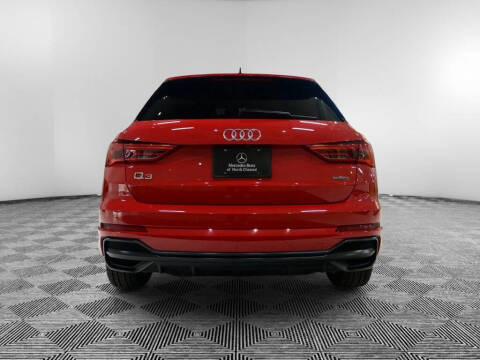 2022 Audi Q3 quattro S line Prem Plus 45 TFSI